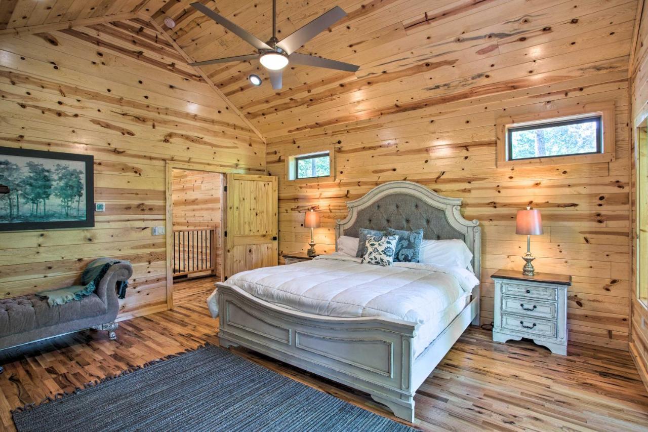 Luxe Broken Bow Cabin Game Room, Fire Pit And Deck! Exterior foto